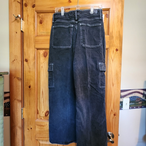 Hollister Vintage High Rise Baggy Black Cargo Jeans, Size 11R - Picture 10 of 11